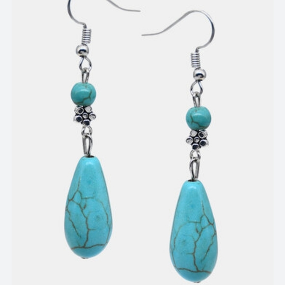 Brand new adorable turquoise beads dangling earrings. - Picture 2 of 3